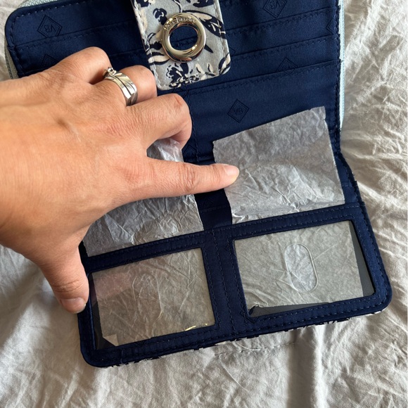 Vera Bradley RFID Turnlock Wallet - Perennials Gray - Picture 10 of 14